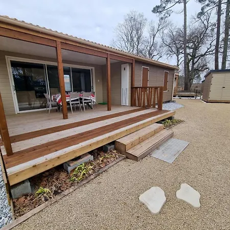 19 Cosy Bord De Lac, Dans Domaine Avec Piscine Couverte Accueil 4 Voyageurs Loumaelou * Labouheyre