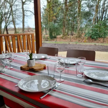Chalet 19 Cosy Bord De Lac, Dans Domaine Avec Piscine Couverte Accueil 4 Voyageurs Loumaelou