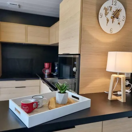 シャレー 19 Cosy Bord De Lac, Dans Domaine Avec Piscine Couverte Accueil 4 Voyageurs Loumaelou ラブーエール