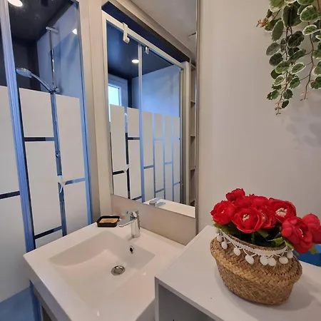 シャレー 19 Cosy Bord De Lac, Dans Domaine Avec Piscine Couverte Accueil 4 Voyageurs Loumaelou *